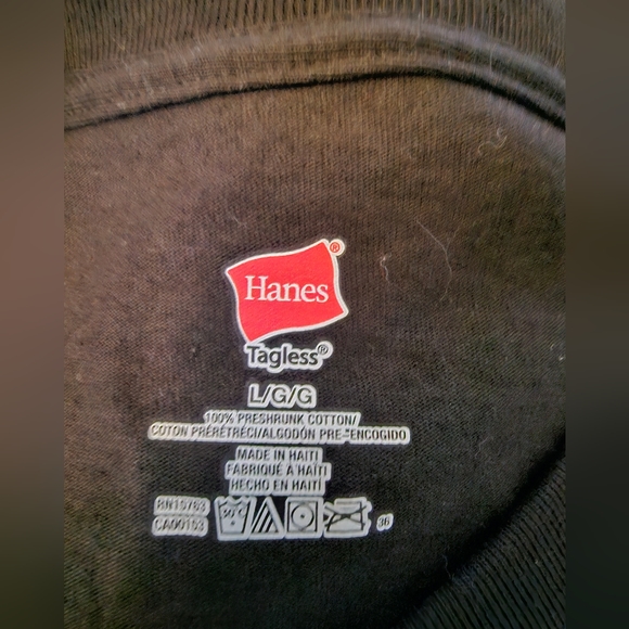 New/Never worn without tags Unisex Disney short sleeve tshirt - Picture 2 of 2